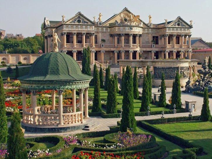 Capsule Hostel In The Old City Of Yerevan Bagian luar foto